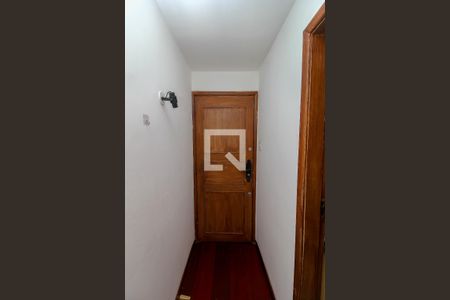 Corredor de Entrada de apartamento à venda com 2 quartos, 45m² em Botafogo, Rio de Janeiro