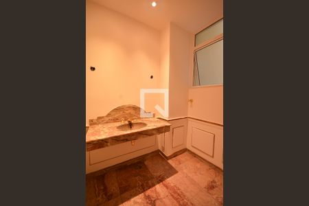 Apartamento para alugar com 430m², 4 quartos e 1 vagaBanheiro da Suíte 1