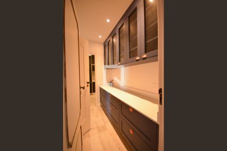 Apartamento para alugar com 430m², 4 quartos e 1 vagaCloset