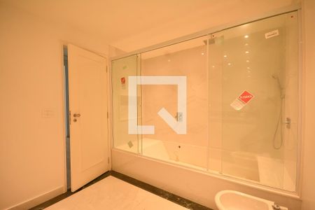 Apartamento para alugar com 430m², 4 quartos e 1 vagaBanheiro da suíte 3