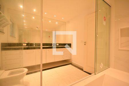 Apartamento para alugar com 430m², 4 quartos e 1 vagaBanheiro da suíte 3