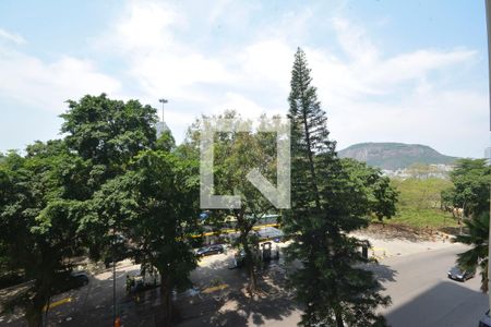 Apartamento para alugar com 430m², 4 quartos e 1 vagaVista