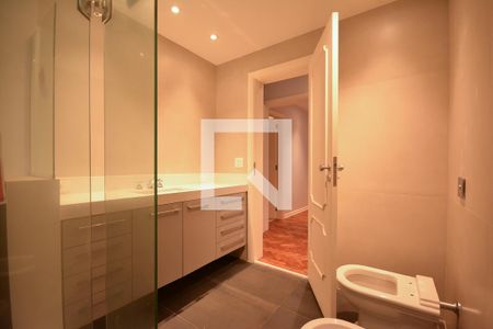 Apartamento para alugar com 430m², 4 quartos e 1 vagaBanheiro da Suíte 2