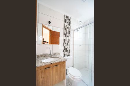 Banheiro social de apartamento para alugar com 1 quarto, 35m² em Vila Moreira, São Paulo