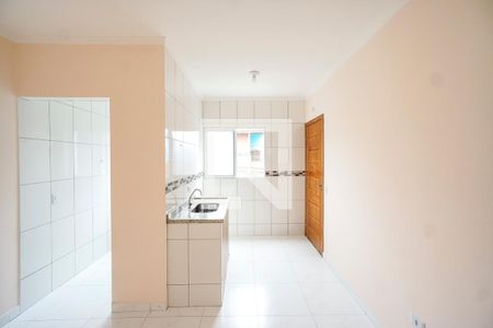 Sala e cozinha de apartamento para alugar com 1 quarto, 35m² em Vila Moreira, São Paulo