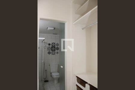 Apartamento à venda com 80m², 2 quartos e 2 vagasBanheiro da Suíte