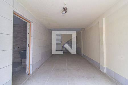 Garagem de casa para alugar com 3 quartos, 150m² em Bom Retiro, Curitiba