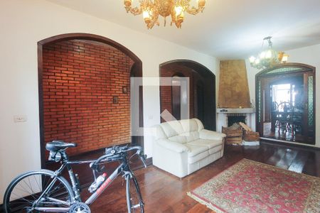 Sala de casa à venda com 5 quartos, 245m² em Sarandi, Porto Alegre