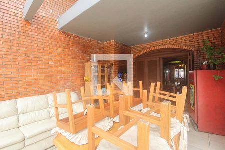 Casa à venda com 245m², 5 quartos e 4 vagas Casa à venda com 245m², 5 quartos e 4 vagasEspaço gourmet