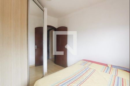 Casa à venda com 245m², 5 quartos e 4 vagas Casa à venda com 245m², 5 quartos e 4 vagasQuarto 5