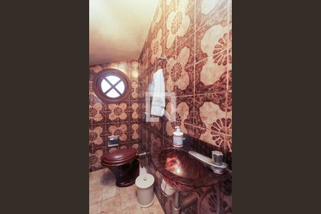 Lavabo de casa à venda com 5 quartos, 245m² em Sarandi, Porto Alegre