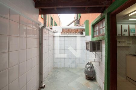 Casa de condomínio para alugar com 58m², 2 quartos e 1 vaga Casa de condomínio para alugar com 58m², 2 quartos e 1 vagaÁrea de Serviço