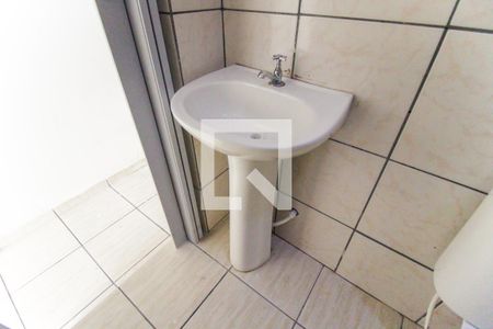 Casa para alugar com 45m², 1 quarto e sem vagaBanheiro