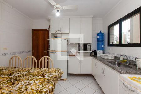 Apartamento para alugar com 165m², 4 quartos e 2 vagasCozinha