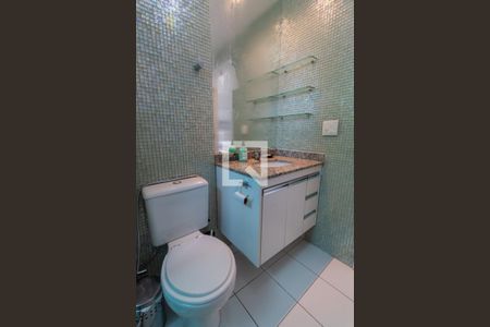 Apartamento à venda com 49m², 1 quarto e 1 vagaBanheiro do Quarto