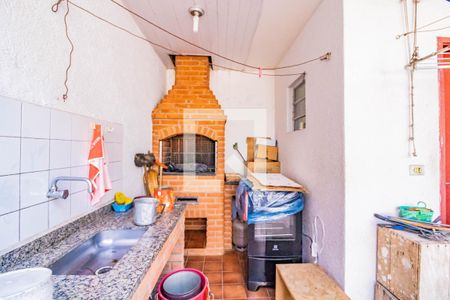 Casa à venda com 200m², 3 quartos e 2 vagas Casa à venda com 200m², 3 quartos e 2 vagasChurrasqueira