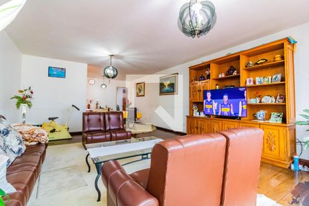 Sala de casa à venda com 3 quartos, 200m² em Cidade Vargas, São Paulo