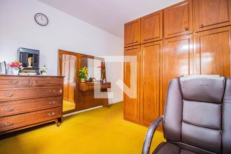 Casa à venda com 200m², 3 quartos e 2 vagas Casa à venda com 200m², 3 quartos e 2 vagasSuíte