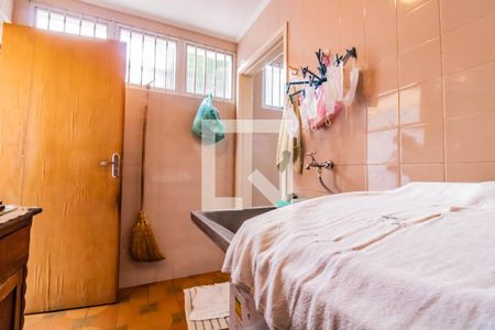 Casa à venda com 200m², 3 quartos e 2 vagas Casa à venda com 200m², 3 quartos e 2 vagasÁrea de serviço