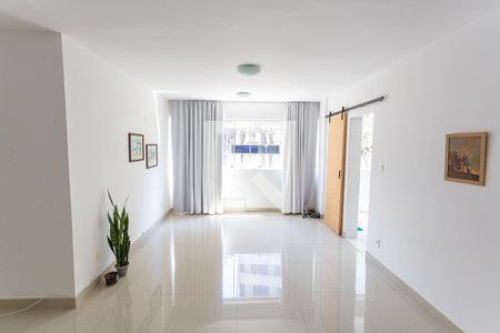 Sala de apartamento para alugar com 3 quartos, 85m² em Santo Antônio, Belo Horizonte