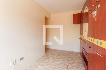 Quarto 1 de apartamento para alugar com 2 quartos, 42m² em Uberaba, Curitiba