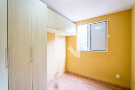 Quarto 2 de apartamento à venda com 2 quartos, 48m² em Parque São Vicente, Santo André