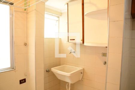 Apartamento para alugar com 69m², 3 quartos e 1 vagaÁrea de Serviço