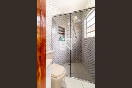 Casa à venda com 150m², 2 quartos e 2 vagasBanheiro da Suíte