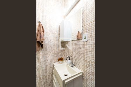 Casa à venda com 150m², 2 quartos e 2 vagasBanheiro