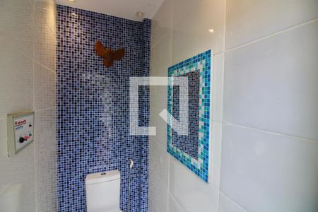 Casa de condomínio à venda com 320m², 5 quartos e 2 vagasBanheiro da Piscina