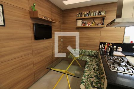 Casa de condomínio à venda com 320m², 5 quartos e 2 vagasCozinha