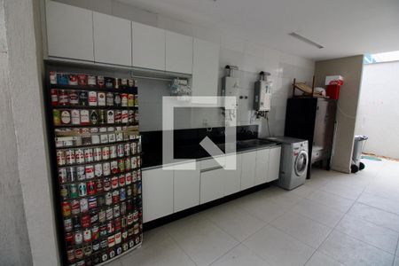 Casa de condomínio à venda com 320m², 5 quartos e 2 vagasÁrea de Serviço