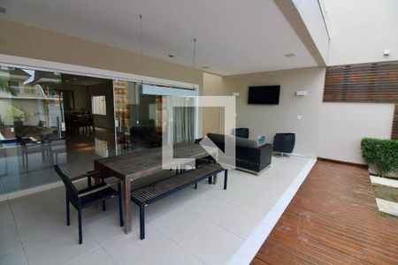 Casa de condomínio à venda com 320m², 5 quartos e 2 vagasÁrea gourmet