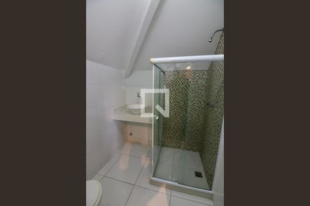 Casa de condomínio à venda com 320m², 5 quartos e 2 vagasBanheiro Social