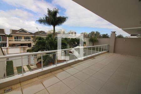 Casa de condomínio à venda com 320m², 5 quartos e 2 vagasVaranda da  Suíte 1