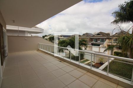 Casa de condomínio à venda com 320m², 5 quartos e 2 vagasVaranda da  Suíte 1