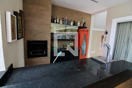 Casa de condomínio à venda com 320m², 5 quartos e 2 vagasChurrasqueira