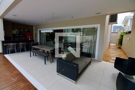 Casa de condomínio à venda com 320m², 5 quartos e 2 vagasÁrea gourmet