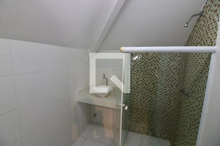 Casa de condomínio à venda com 320m², 5 quartos e 2 vagasBanheiro Social