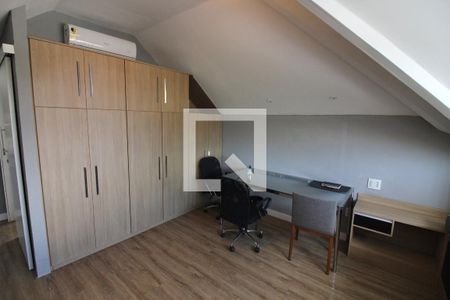 Casa de condomínio à venda com 320m², 5 quartos e 2 vagasQuarto 