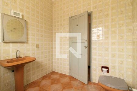 Casa à venda com 500m², 3 quartos e 2 vagasBanheiro