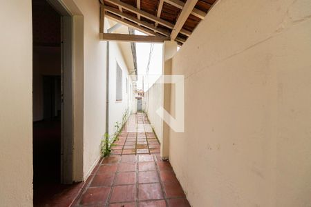 Casa à venda com 500m², 3 quartos e 2 vagasCorredor