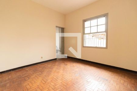 Casa à venda com 500m², 3 quartos e 2 vagasSuíte