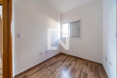 Quarto 1 de apartamento para alugar com 2 quartos, 38m² em Vila Scarpelli, Santo André