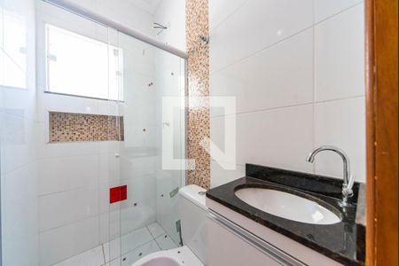 Apartamento para alugar com 76m², 2 quartos e 1 vaga Apartamento para alugar com 76m², 2 quartos e 1 vagaBanheiro do Quarto 2