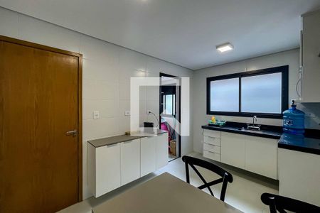 Casa à venda com 213m², 6 quartos e 1 vagaCozinha 