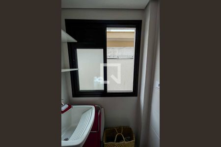 Casa à venda com 213m², 6 quartos e 1 vagaÁrea de Serviço