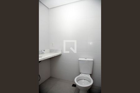 Banheiro Quarto 1 Suíte de apartamento para alugar com 2 quartos, 59m² em São João, Porto Alegre
