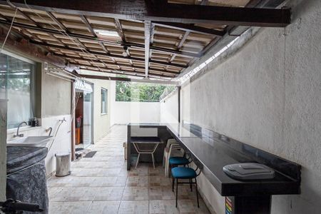 Apartamento à venda com 112m², 2 quartos e 1 vaga Apartamento à venda com 112m², 2 quartos e 1 vagaÁrea privativa