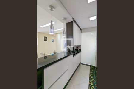 Apartamento à venda com 92m², 2 quartos e 2 vagas Apartamento à venda com 92m², 2 quartos e 2 vagasCozinha